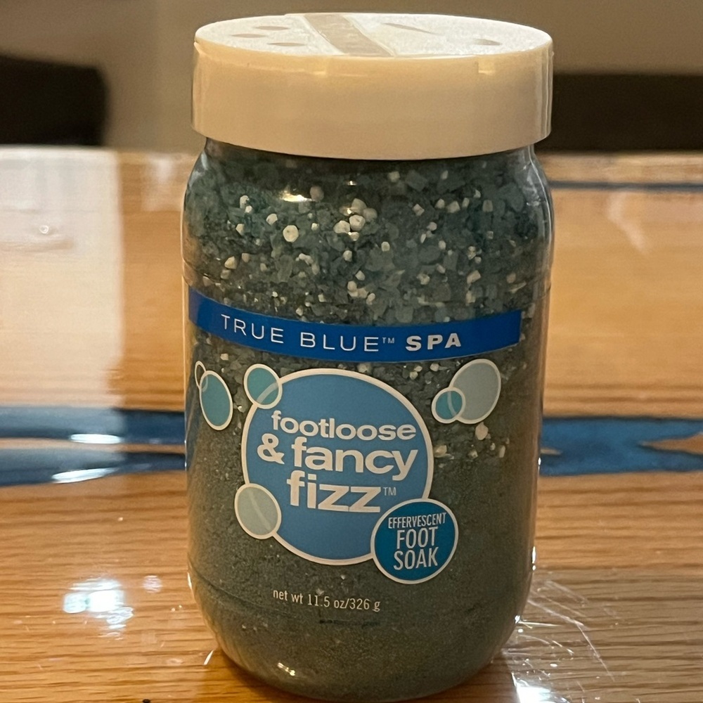 True Blue Spa Foot Bath W/Rose,Orange,Aloe,Chamomile, Lavender Extracts New 326g